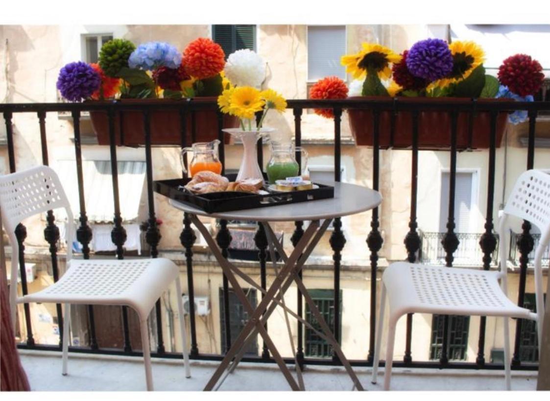 I Benvenuti Al Sud Bed and Breakfast Neapel Exteriör bild