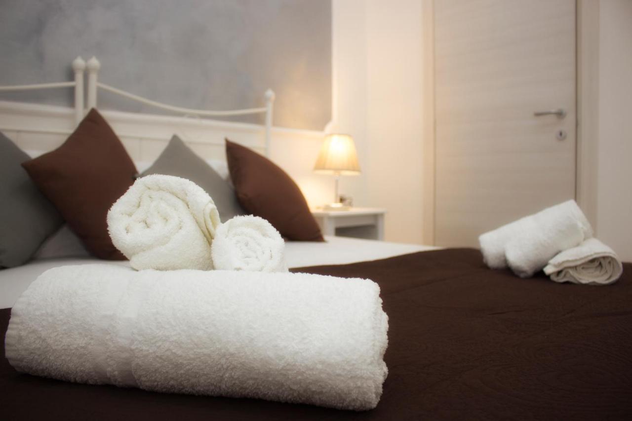 I Benvenuti Al Sud Bed and Breakfast Neapel Exteriör bild
