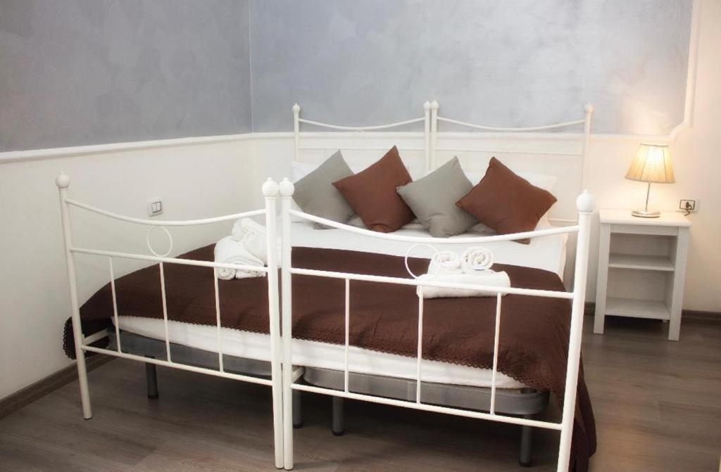 I Benvenuti Al Sud Bed and Breakfast Neapel Exteriör bild